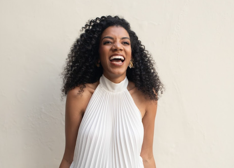 Traços DF 81: humor afiado, corpos políticos e cidade em movimento