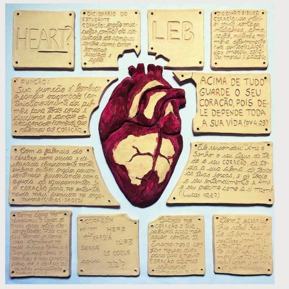 Exposição “ÂMAGO” estreia em Vitória com obras sobre sentimentos e interioridade