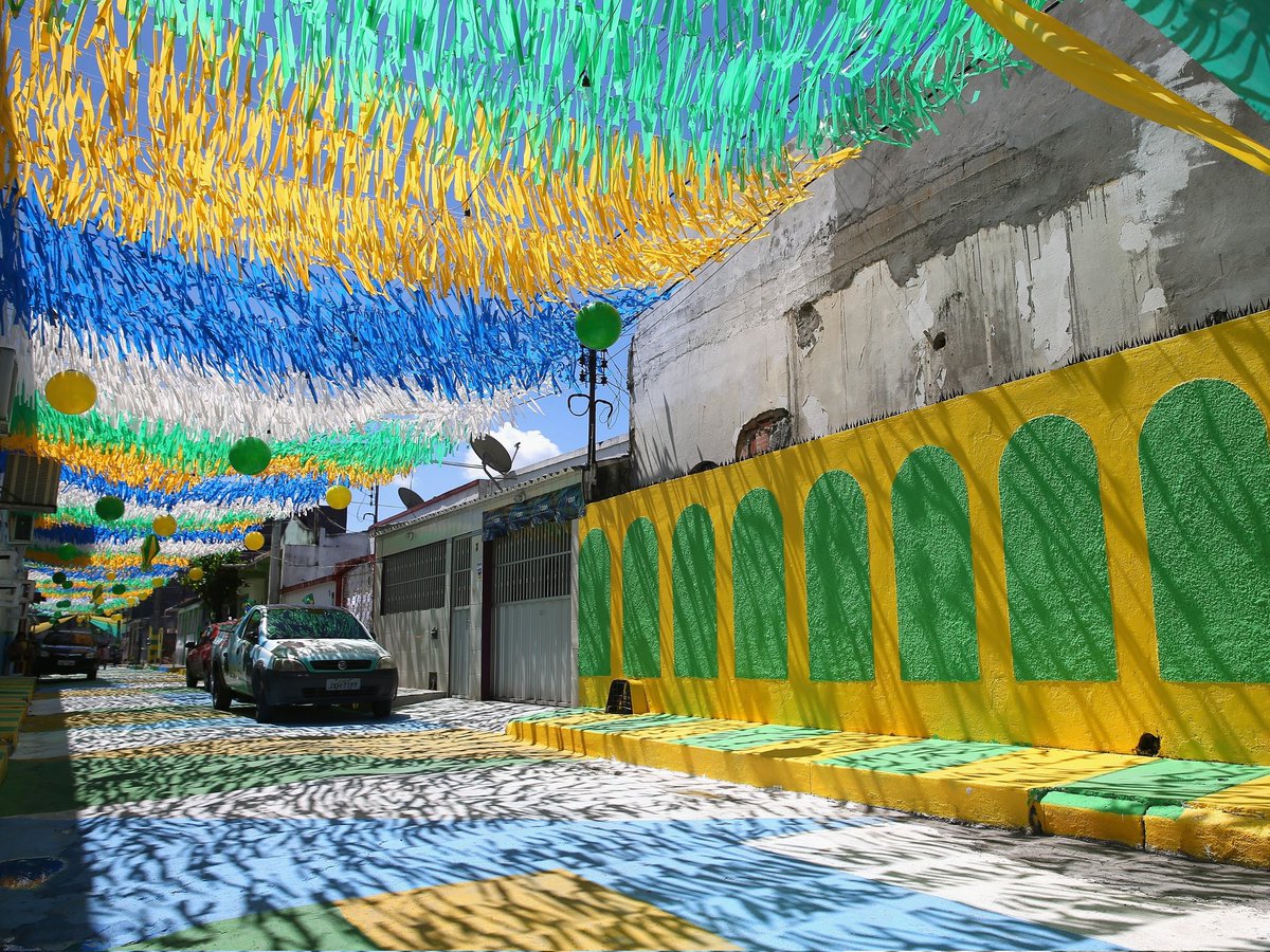 [ES] Coletivos se unem para pintar tradicional rua do Centro de Vitória