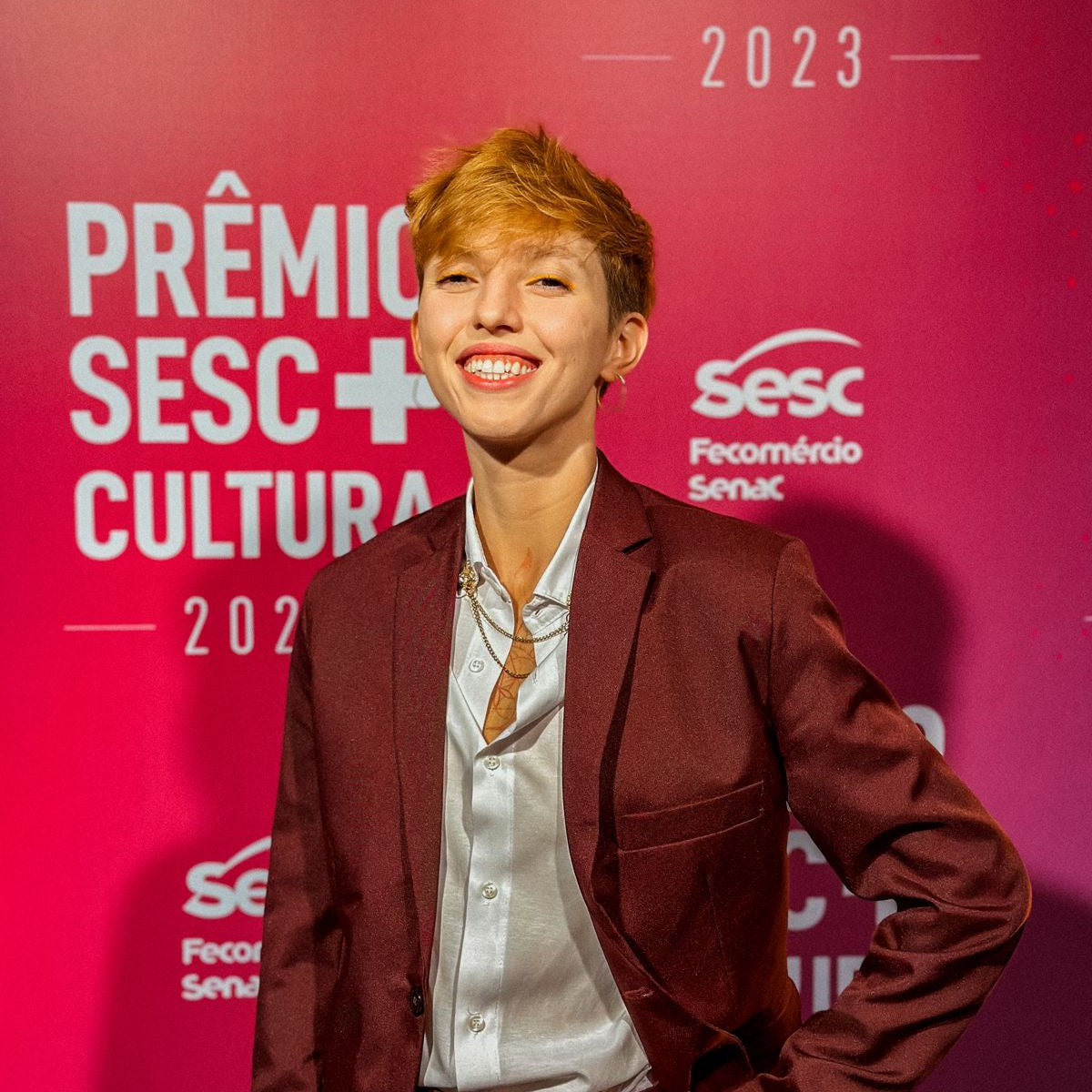 Samialien, a artista multifacetada que transforma a cena de inclusão em Brasília