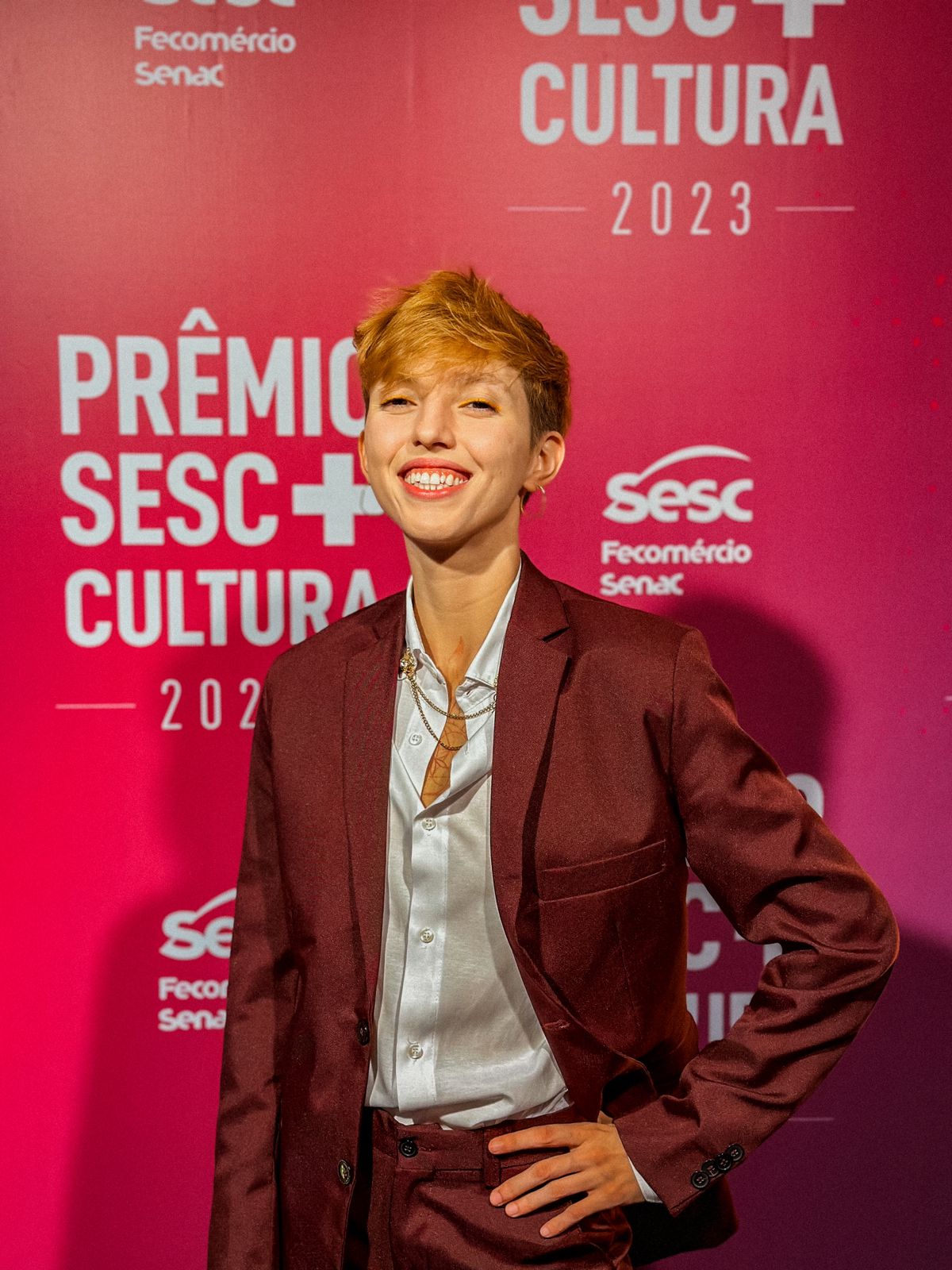 Samialien, a artista multifacetada que transforma a cena de inclusão em Brasília